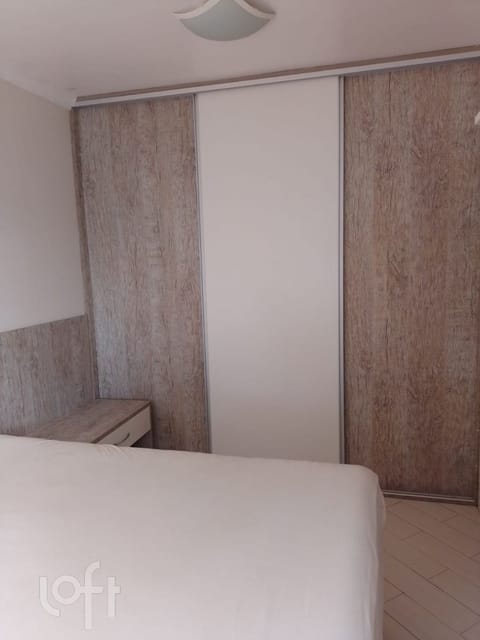 Image 19 - 255175